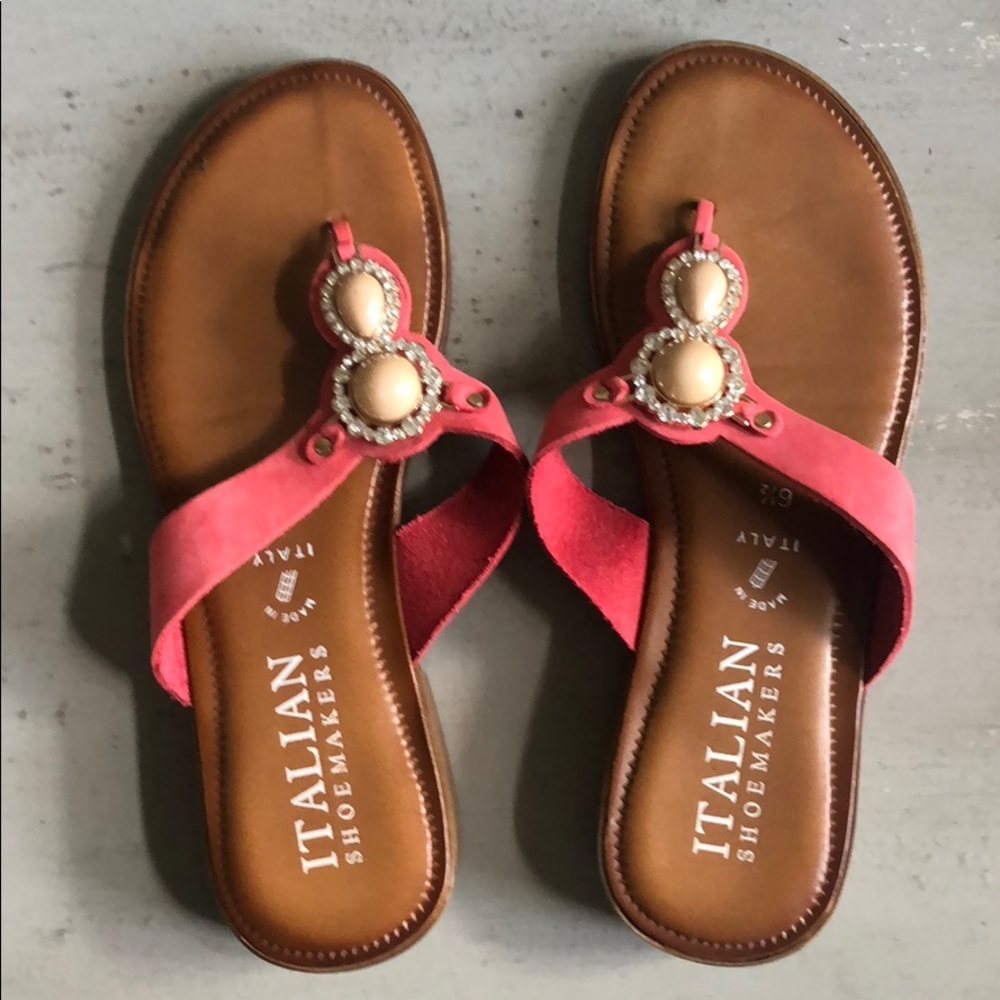 Italian Shoemakers Coral Thong Sandals size 6.5